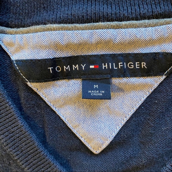Tommy Hilfiger Men V-Neck - Picture 2 of 8